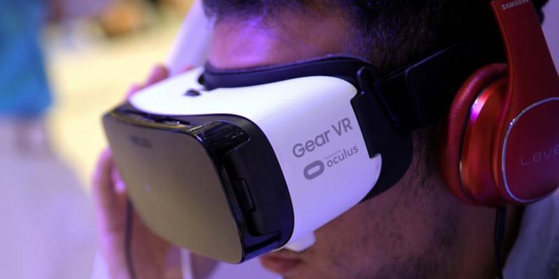 virtual-reality-indialivetoday