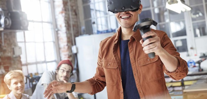 Virtual Reality Online Gaming